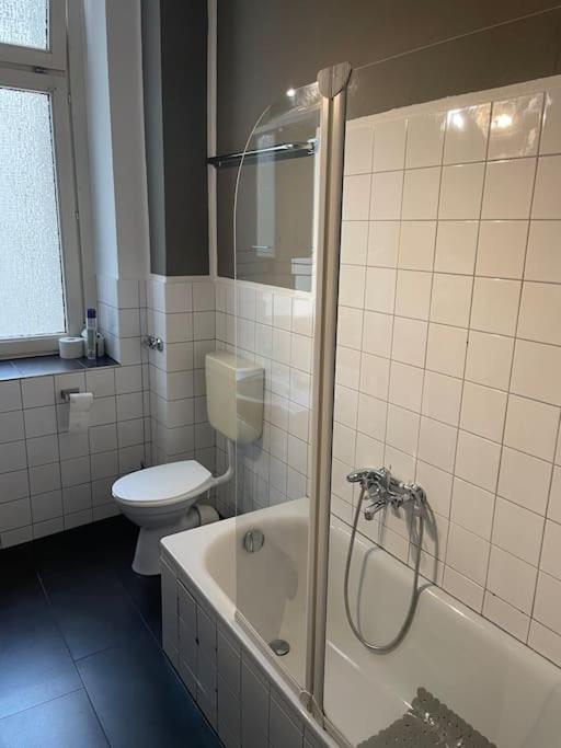Onthepoint, Erdgeschoss, Abstellplatz Fuer Fahrraeder, City Und Innenhafen 5 Gehminuten!!! Duisburg Bagian luar foto